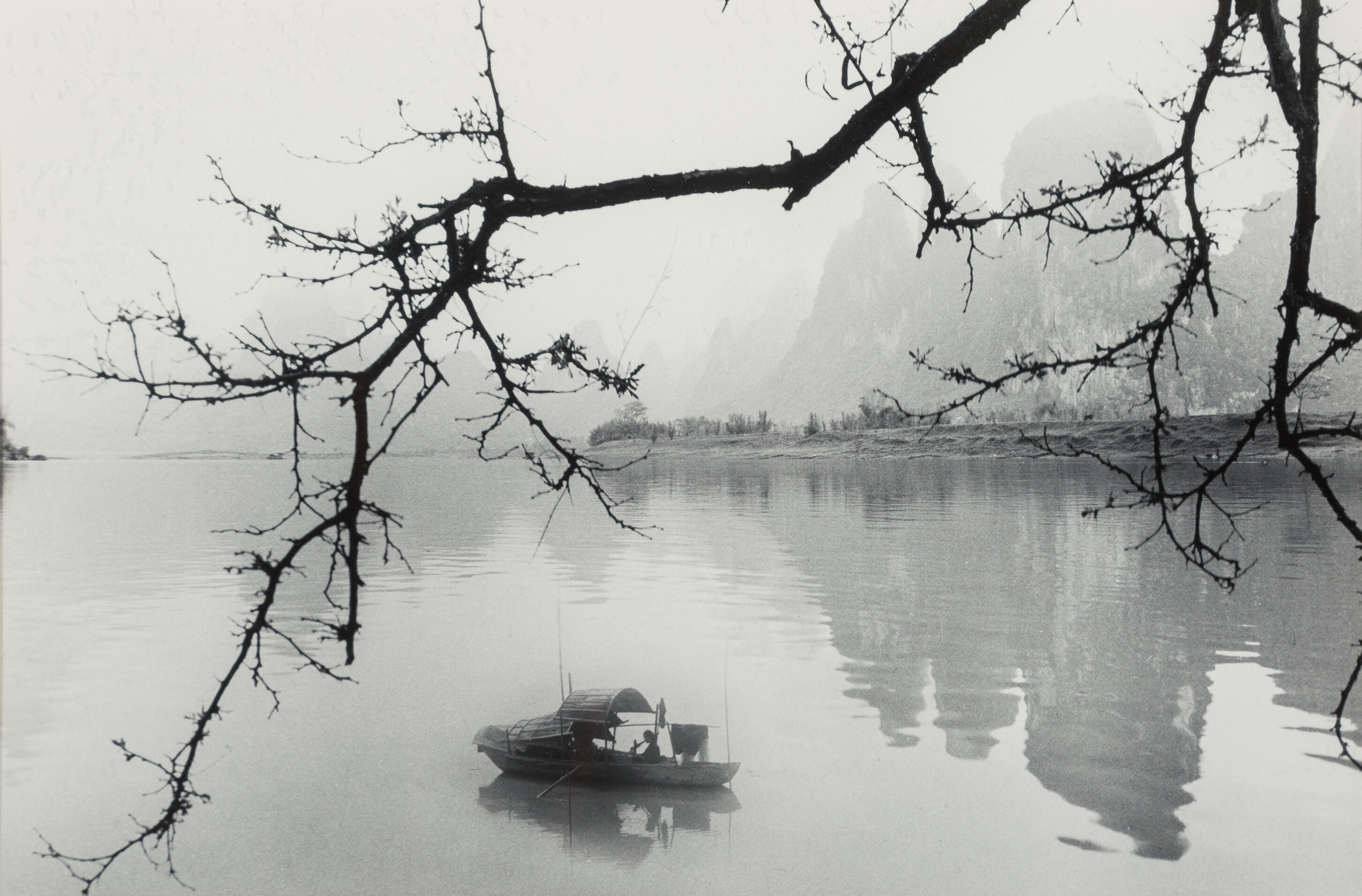 На реке, 1984. Фотограф Дон Хонг-Оай
