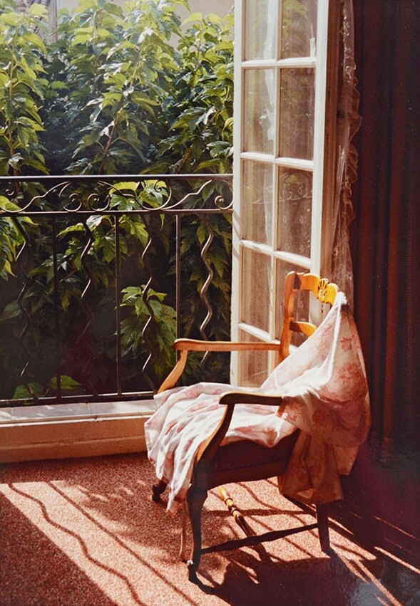 Открытое окно, 1989 год. Фотограф Дороти Бом