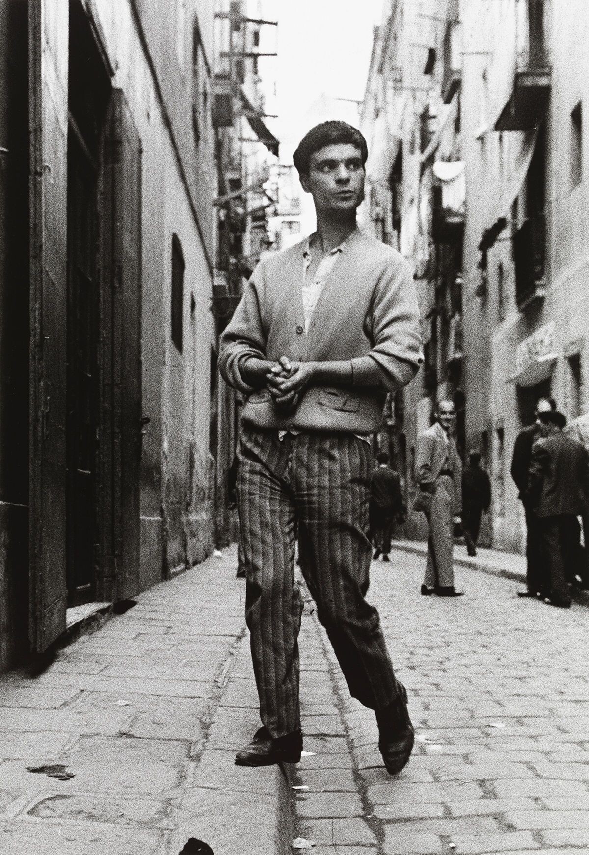 Парень нетрадиционной ориентации. Эль Раваль, Барселона, 1960-е. Фотограф Жоан Колом