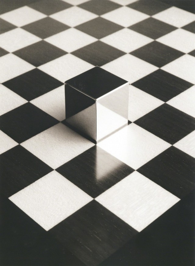 Шахматный куб, 2004. Автор Чема Мадоз
