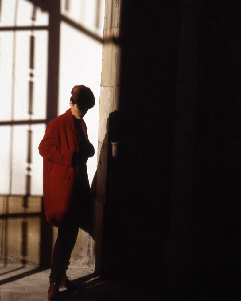 Агент в Варшаве, Ники Бултон для журнала Avenue, 1991 год. Фотограф Барт ван Леувен