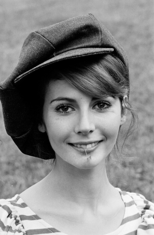Французская актриса Френс Дуньяк, 1971 год. Фотограф Жан Клод Дойч
