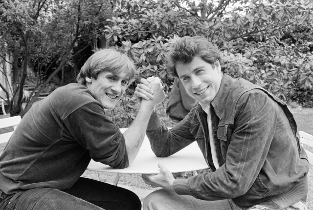 Жерар Депардье и Джон Траволта, в поместье Депардье, 1981 год. Фотограф Жан Клод Дойч