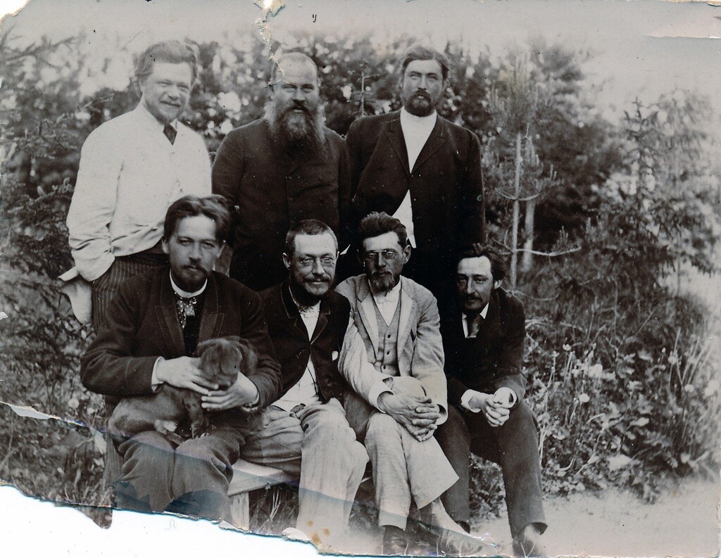 Антон Чехов в группе серпуховских земских деятелей, 1893-1894 год. Фотограф неизвестен