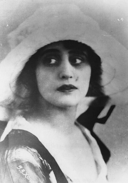 Вера Холодная, 1910-е годы. Фотограф неизвестен