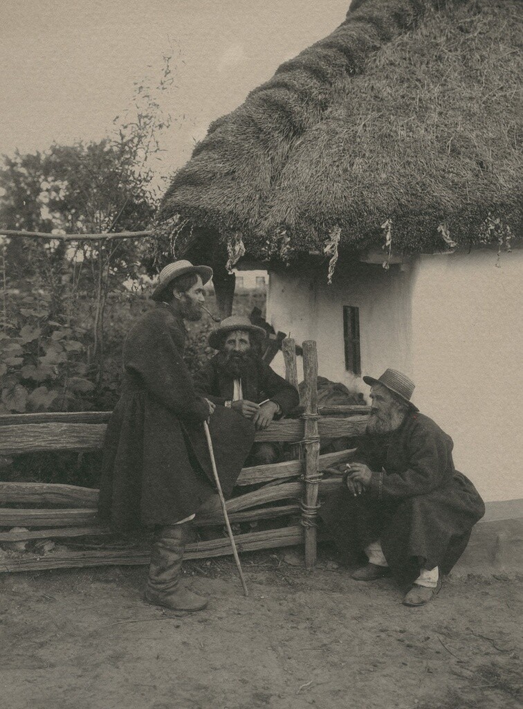 Соседи, 1900-е годы. Фотоателье Гудшона и Губчевского