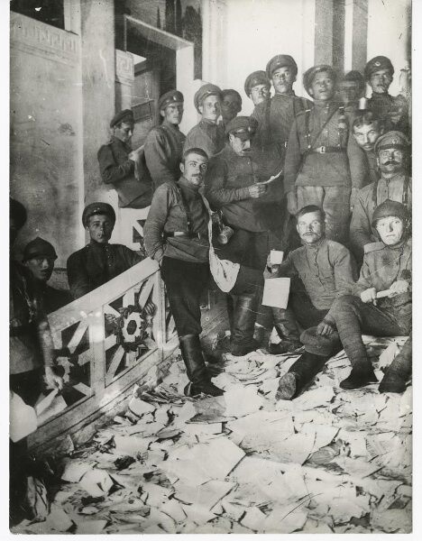 Дом Матильды Кшесинской, июнь 1917 года. Фотограф неизвестен