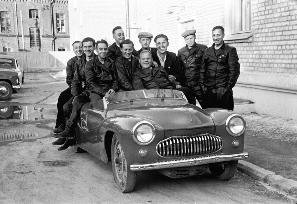 Чемпионат СССР по автомобильным гонкам, 1956 год. Фотограф Сергей Васин