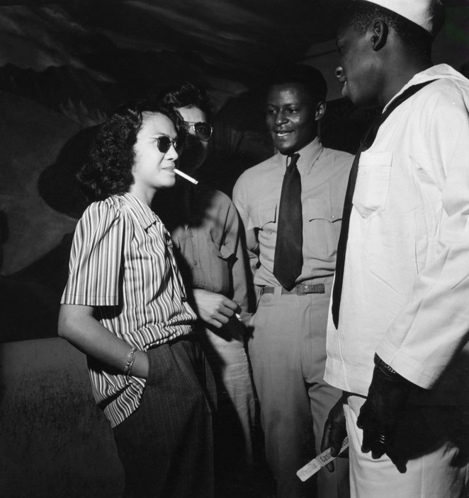 «Увольнение на берег»: как отдыхали матросы на Гавайях в архивных ...