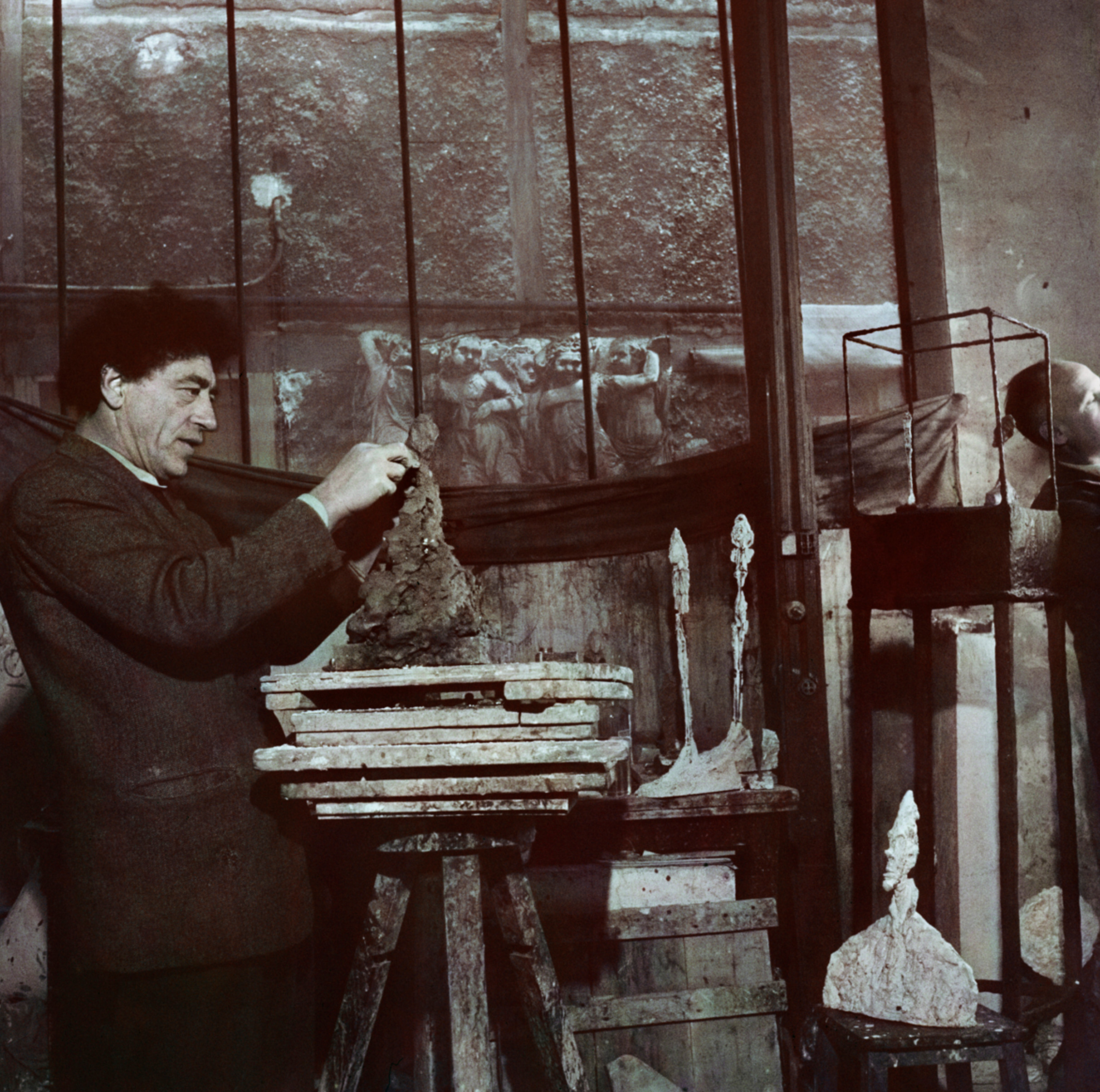 Альберто Джакометти и Анри Картье-Брессон в ателье Джакометти, Париж, 1952 год.  Фотограф Роберт Капа