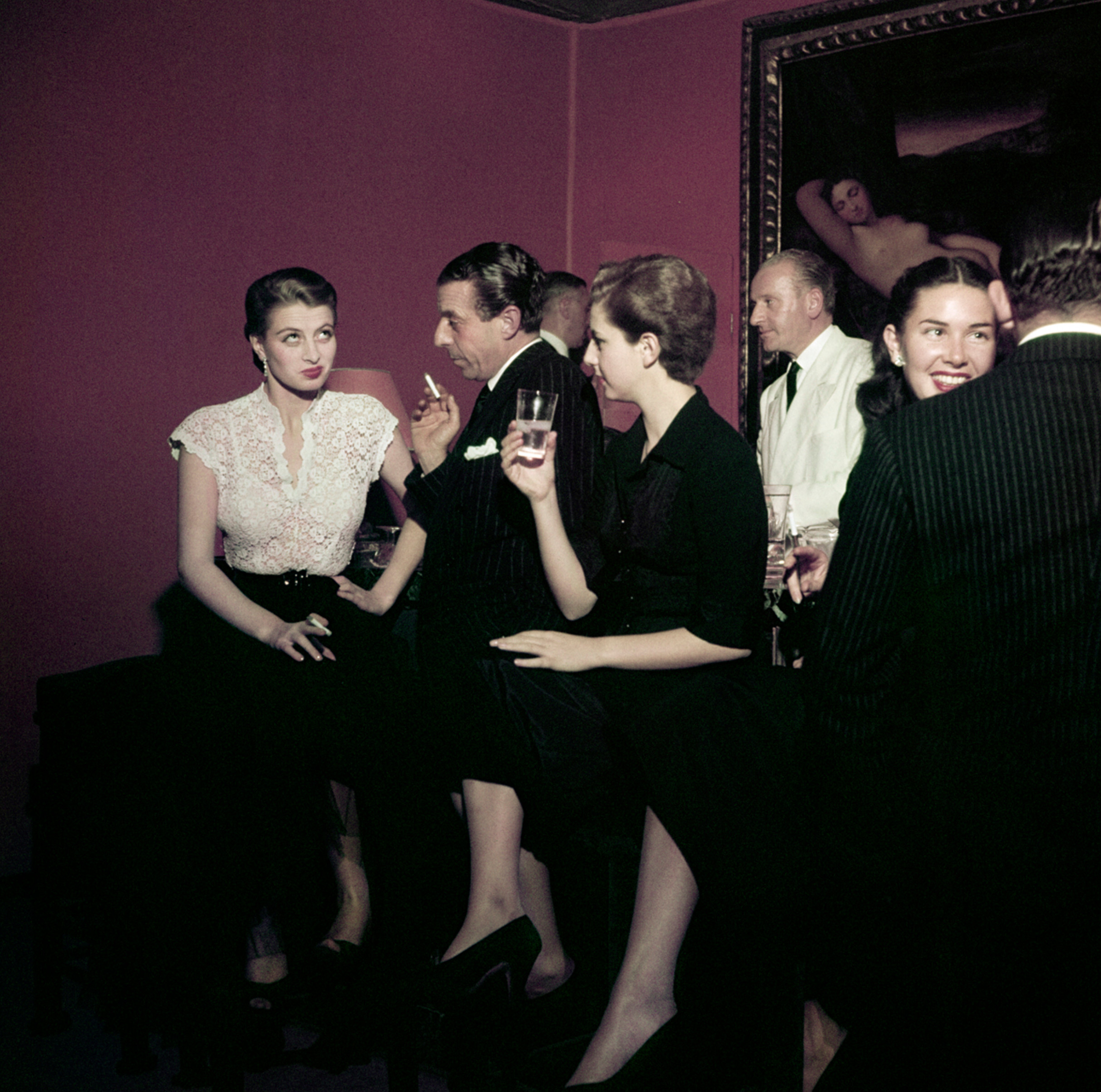 Вечеринка, Рим, август 1951 года.  Фотограф Роберт Капа