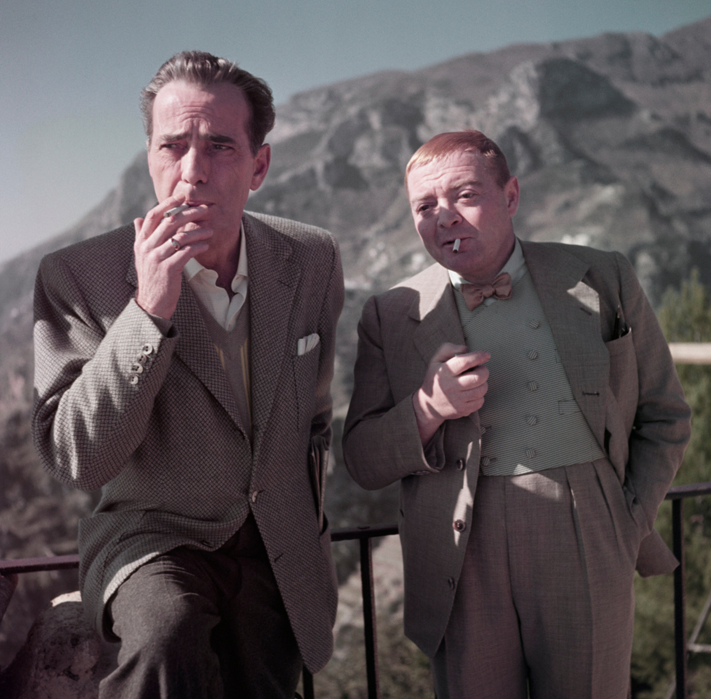 Хамфри Богарт и Питер Лорре на съемках фильма Бей дьявола, Равелло, Италия, Апрель 1953 года. Фотограф Роберт Капа