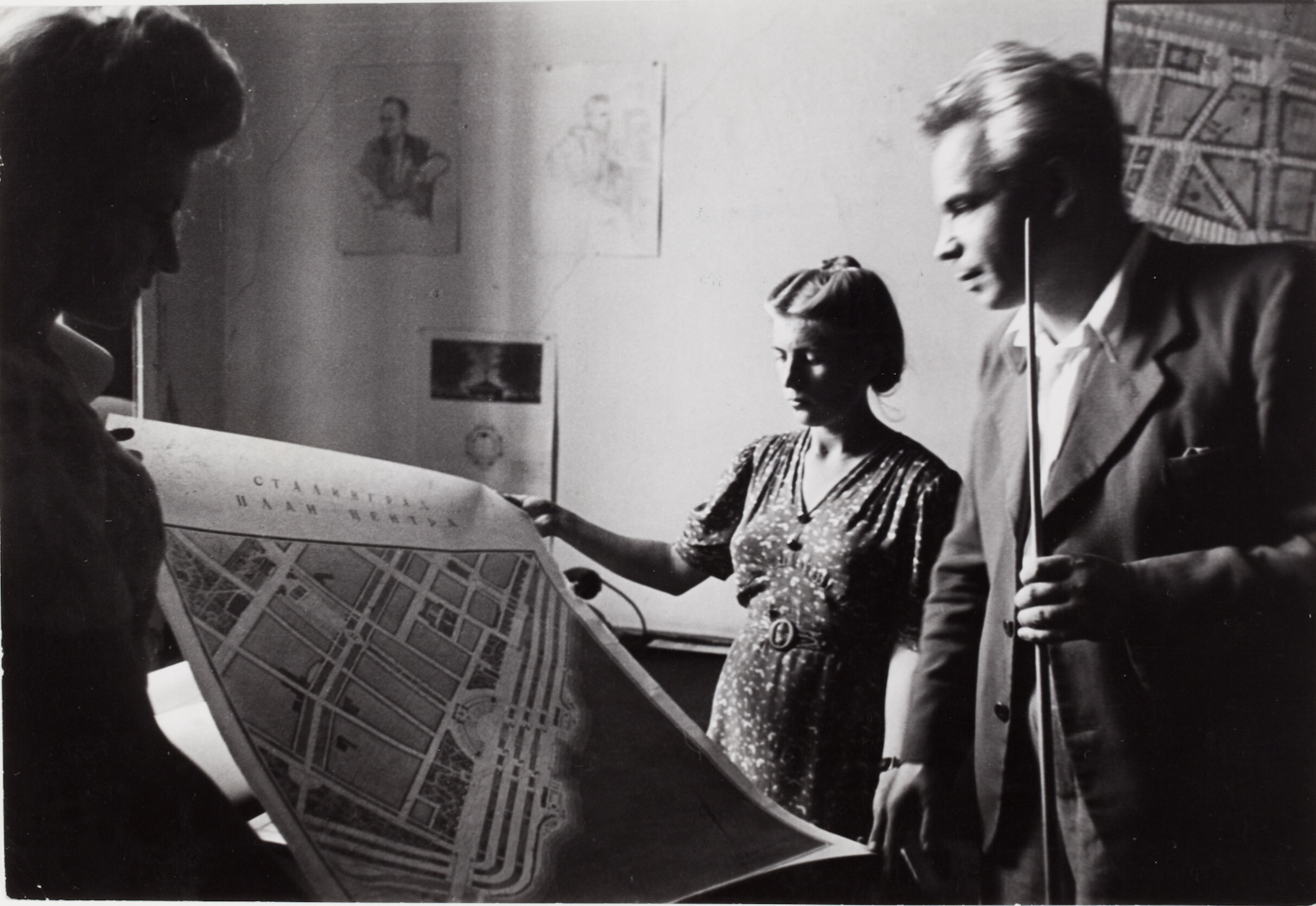 Архитекторы представляют планы восстановления города Киева, 1947 год. Фотограф Роберт Капа