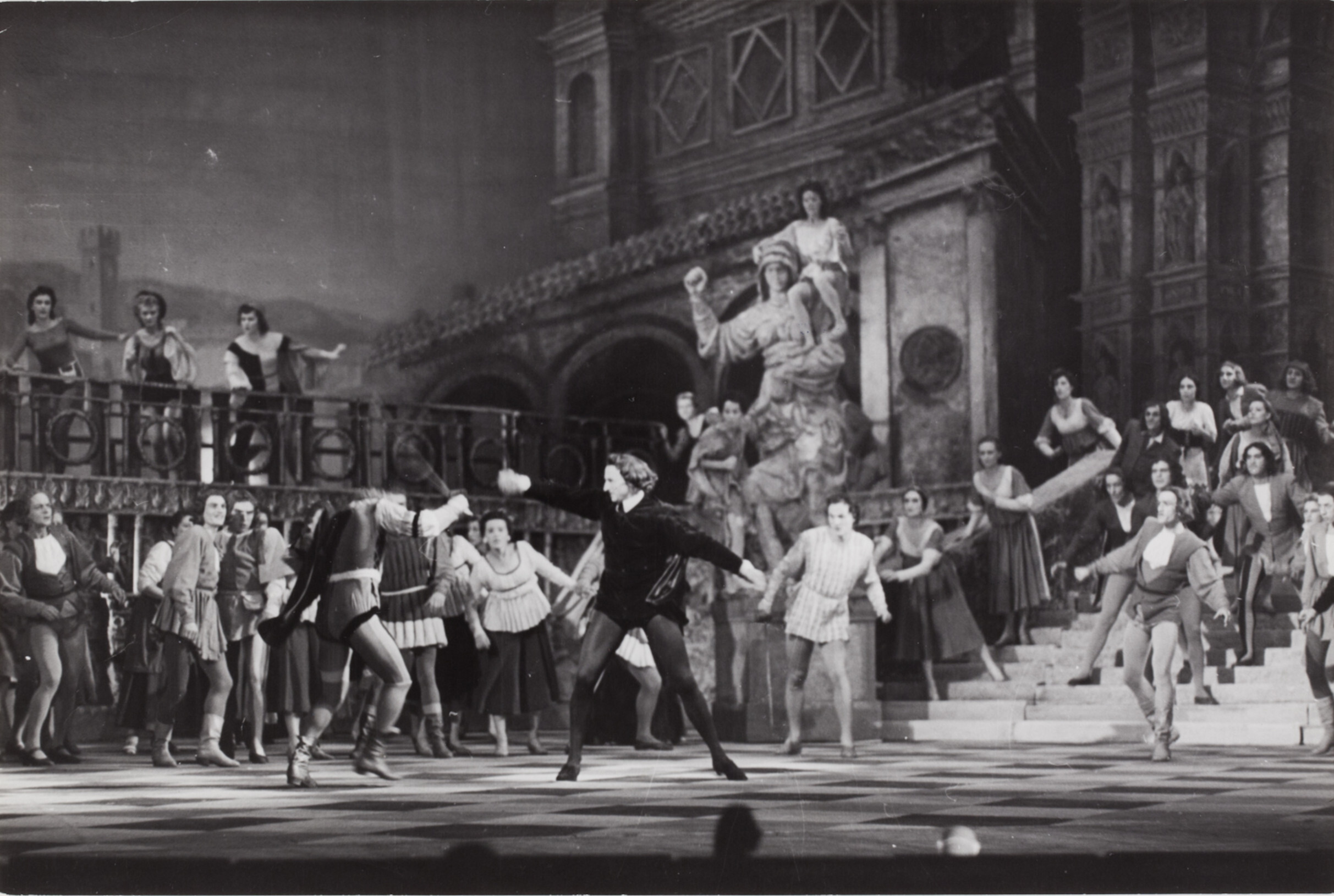 Балетный спектакль Ромео и Джульетта в Большом театре, Москва, 1947 г. Фотограф Роберт Капа