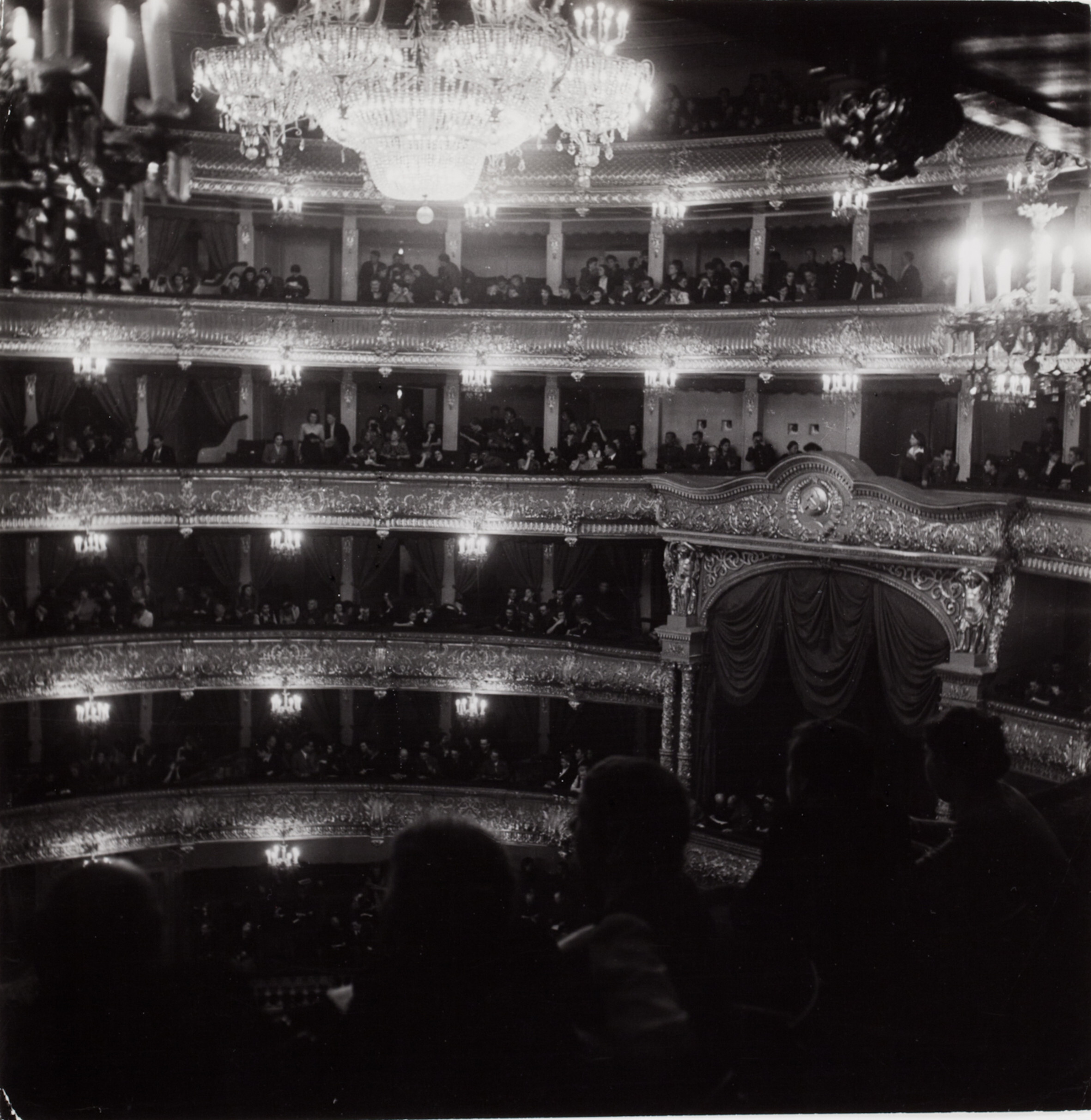Большой театр, Москва, 1947 год. Фотограф Роберт Капа
