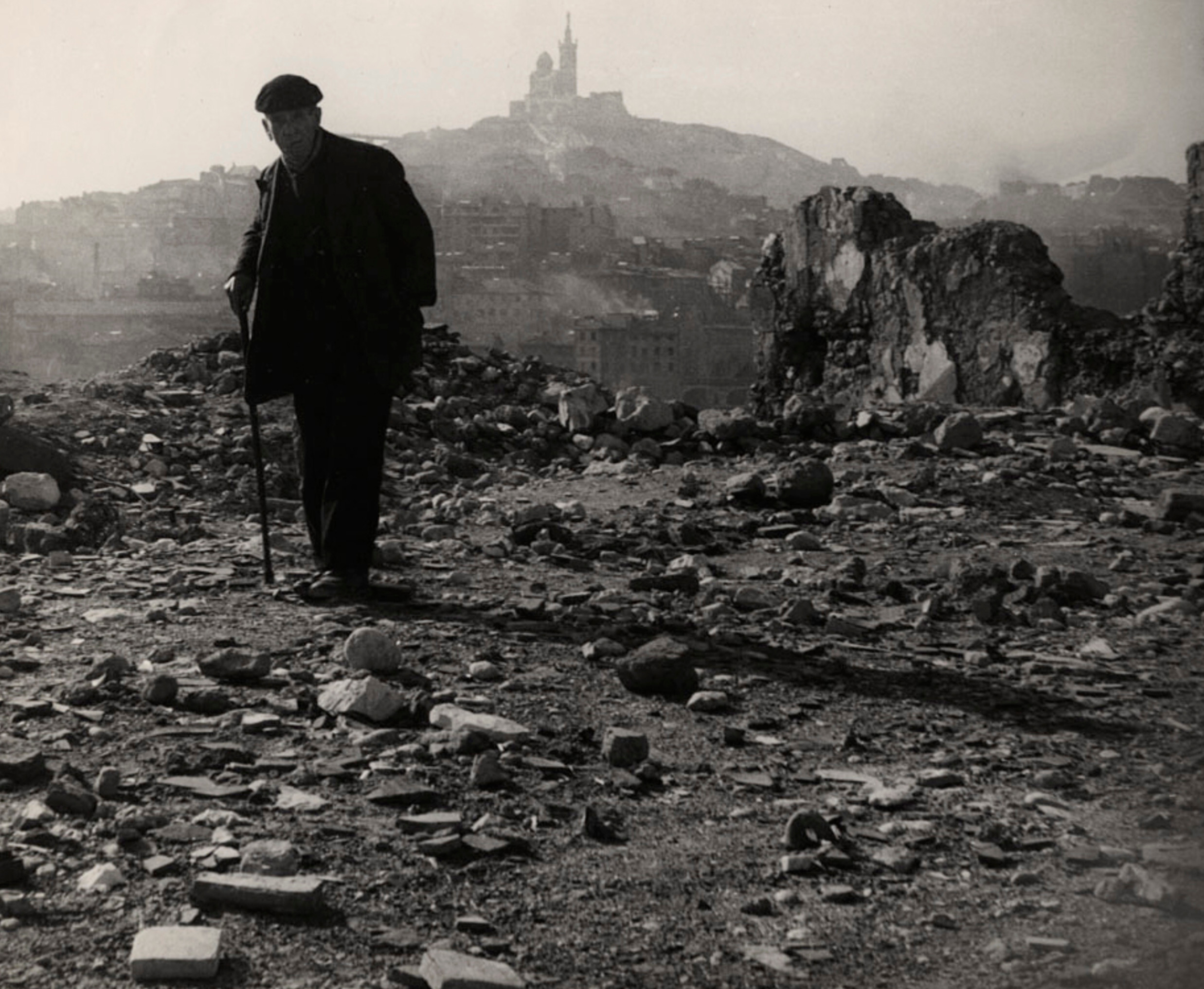 Марсель в руинах, Франция, 1947 г. Фотограф Роман Вишняк