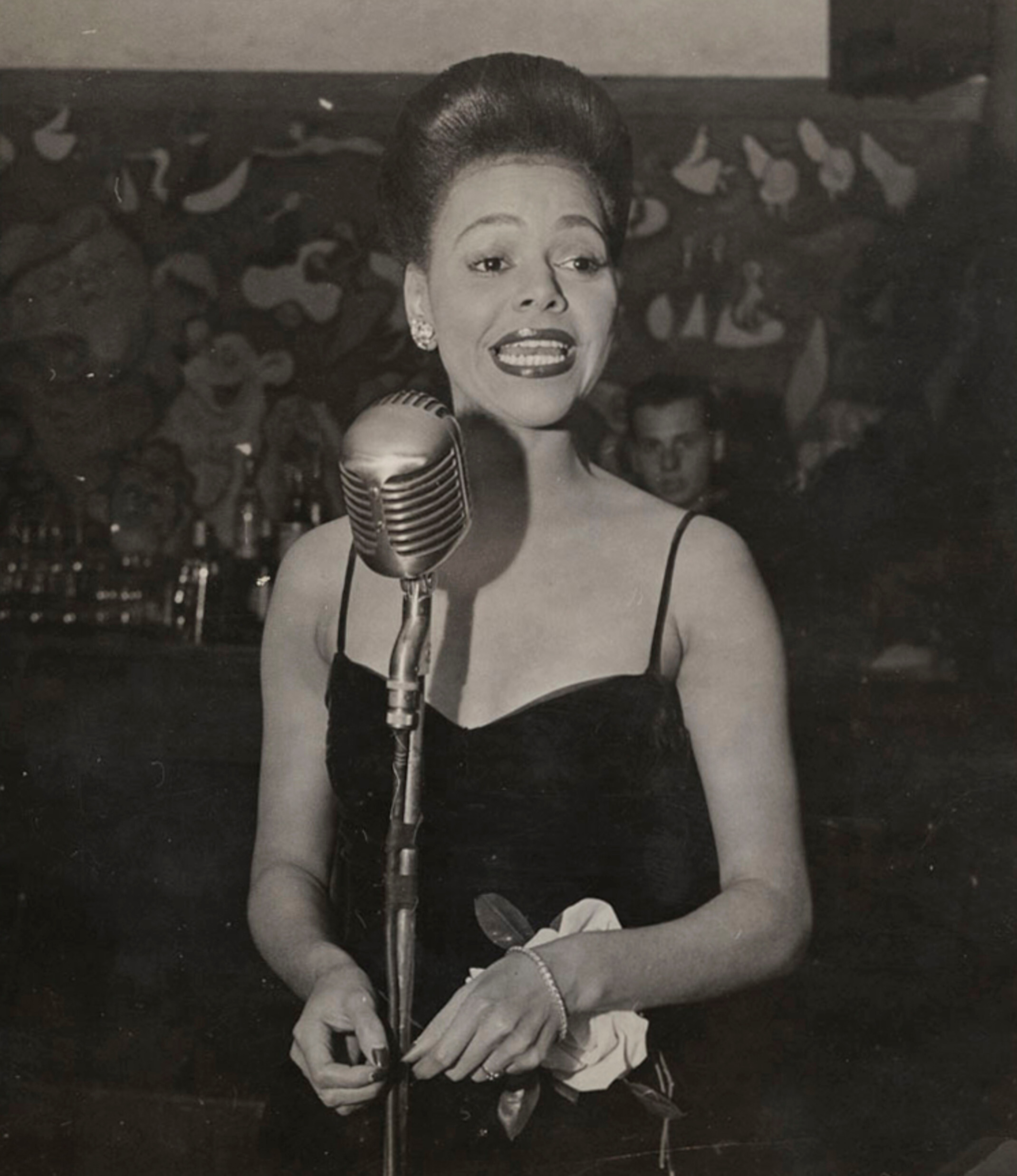 Певица Ида Джеймс, Café Society, Гринвич-Виллидж, Нью-Йорк, 1944 г. Фотограф Роман Вишняк