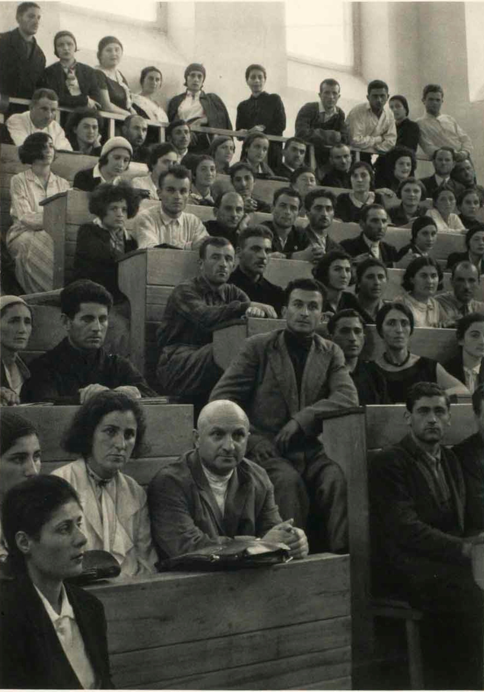 Студенты-медики, Тифлис, 1931 год. Фотограф Маргарет Бурк-Уайт