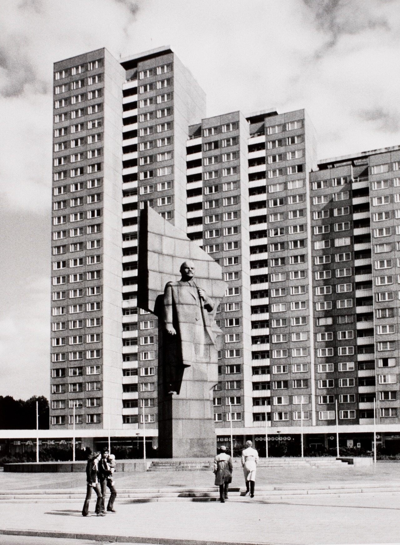 Ленинплац, Восточный Берлин, 1979 год. Фотограф Альфред Эйзенштадт ...