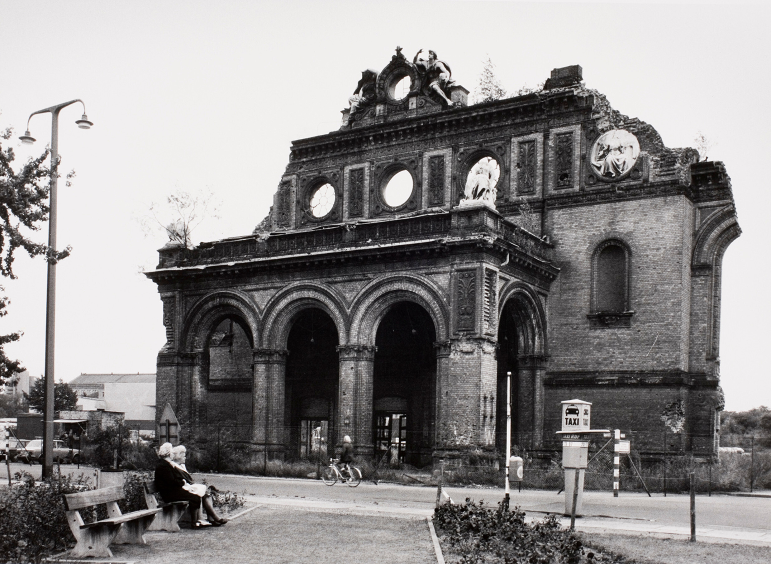 Станция Анхальтер, Западный Берлин, сентябрь 1979 года. Фотограф Альфред Эйзенштадт