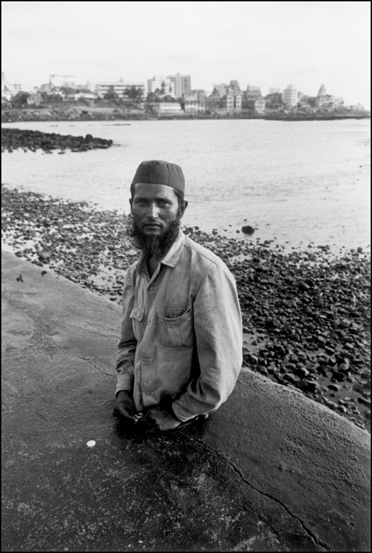 Безногий нищий, Бомбей, Индия, 1973 год. Фотограф Мэри Эллен Марк