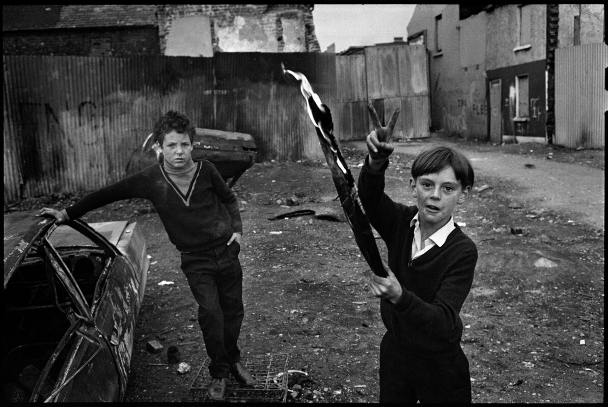 Белфаст Дети, Северная Ирландия, 1972 год. Фотограф Мэри Эллен Марк