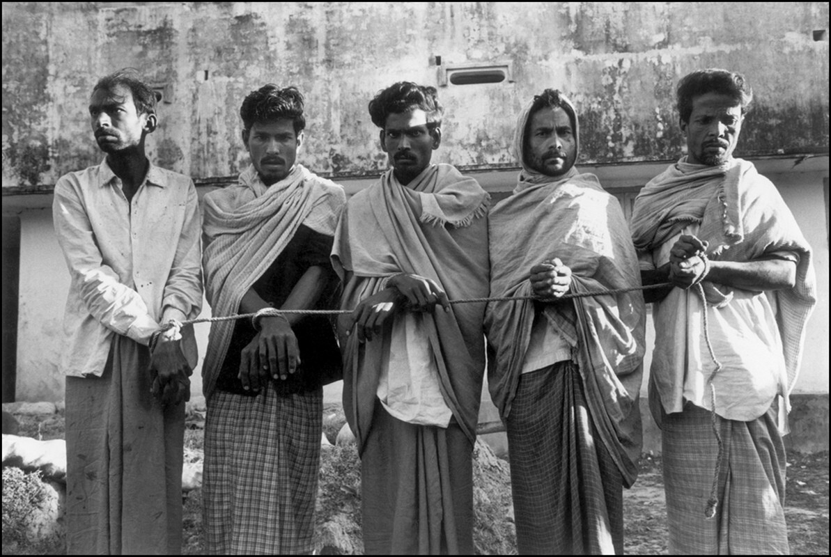 Бихарские заключенные, Бангладеш, 1971 год. Фотограф Мэри Эллен Марк