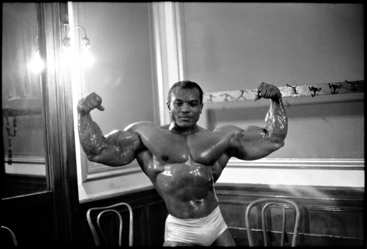 Бодибилдер, Бруклин, Нью-Йорк, 1967 год. Фотограф Мэри Эллен Марк
