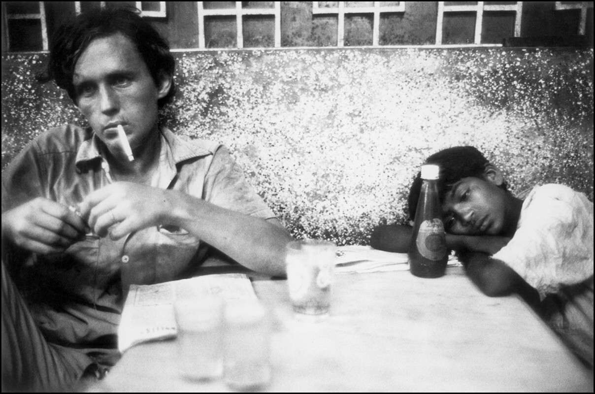 Бомбей Ресторан, Бомбей, Индия, 1971 год. Фотограф Мэри Эллен Марк