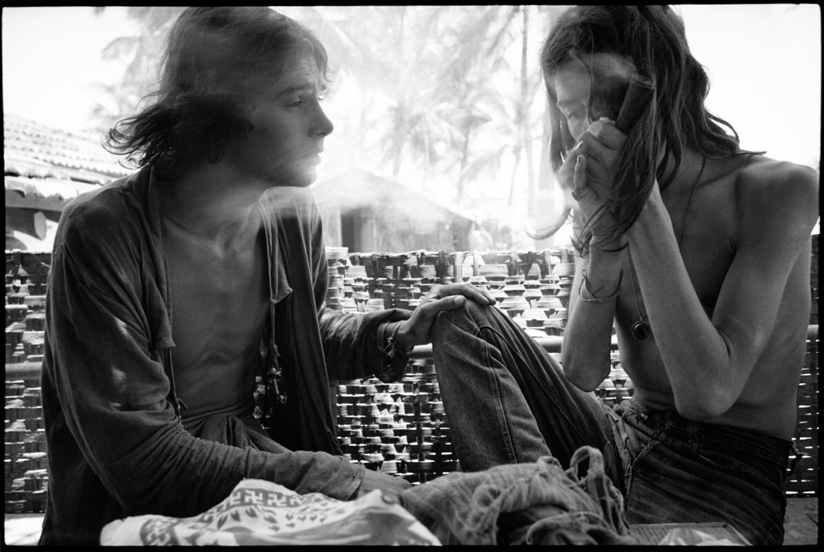 Курильщики гашиша, Гоа, Индия, 1970 год. Фотограф Мэри Эллен Марк