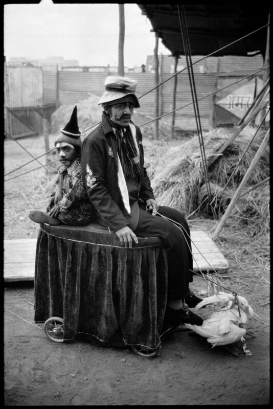 Джамбо Цирк, Бомбей, 1974 год. Индийский цирк. Фотограф Мэри Эллен Марк