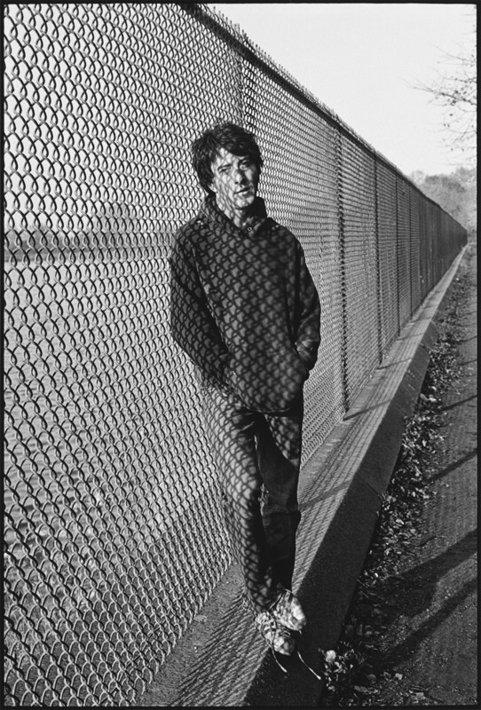 Дастин Хоффман на беговой дорожке вокруг водохранилища в Центральном парке, где начинается и заканчивается фильм. Марафонец, Манхэттен, Нью-Йорк, 1975 год. За кулисами. Фотограф Мэри Эллен Марк
