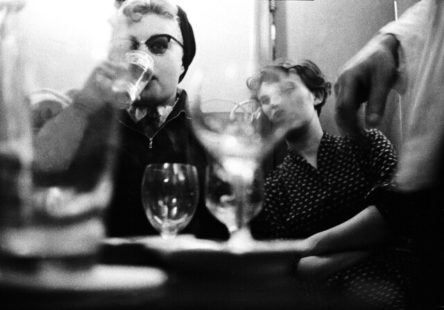Очки, Париж, 1955 год. Фотограф Кен Ван Сикл