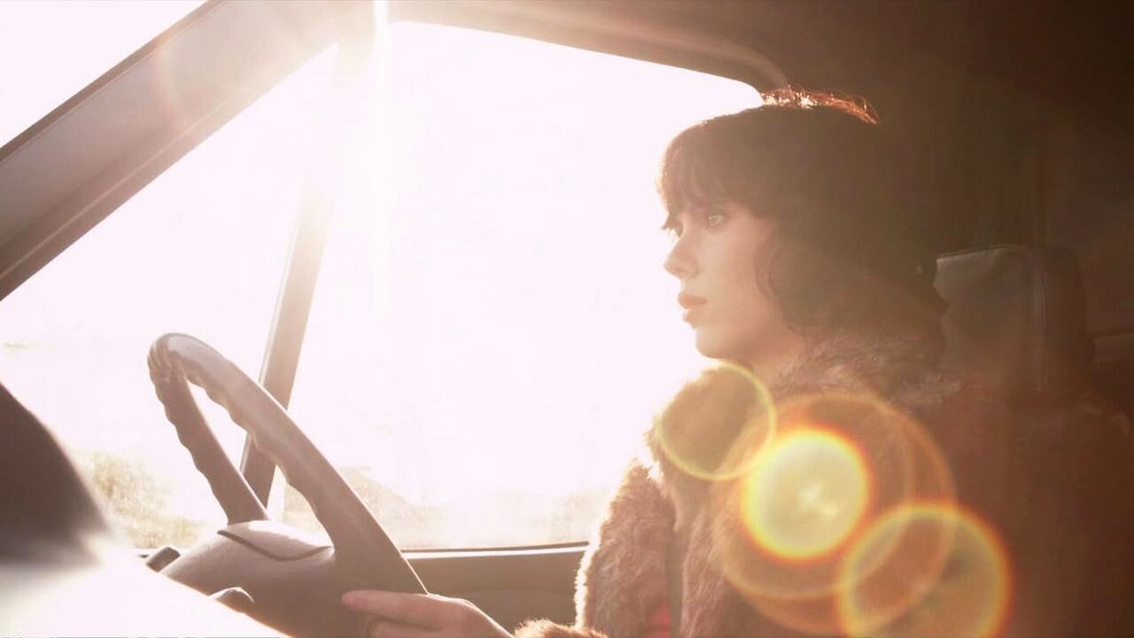 Побудь в моей шкуре (Under the Skin, 2013) — «Секреты, скрытые под кожей»