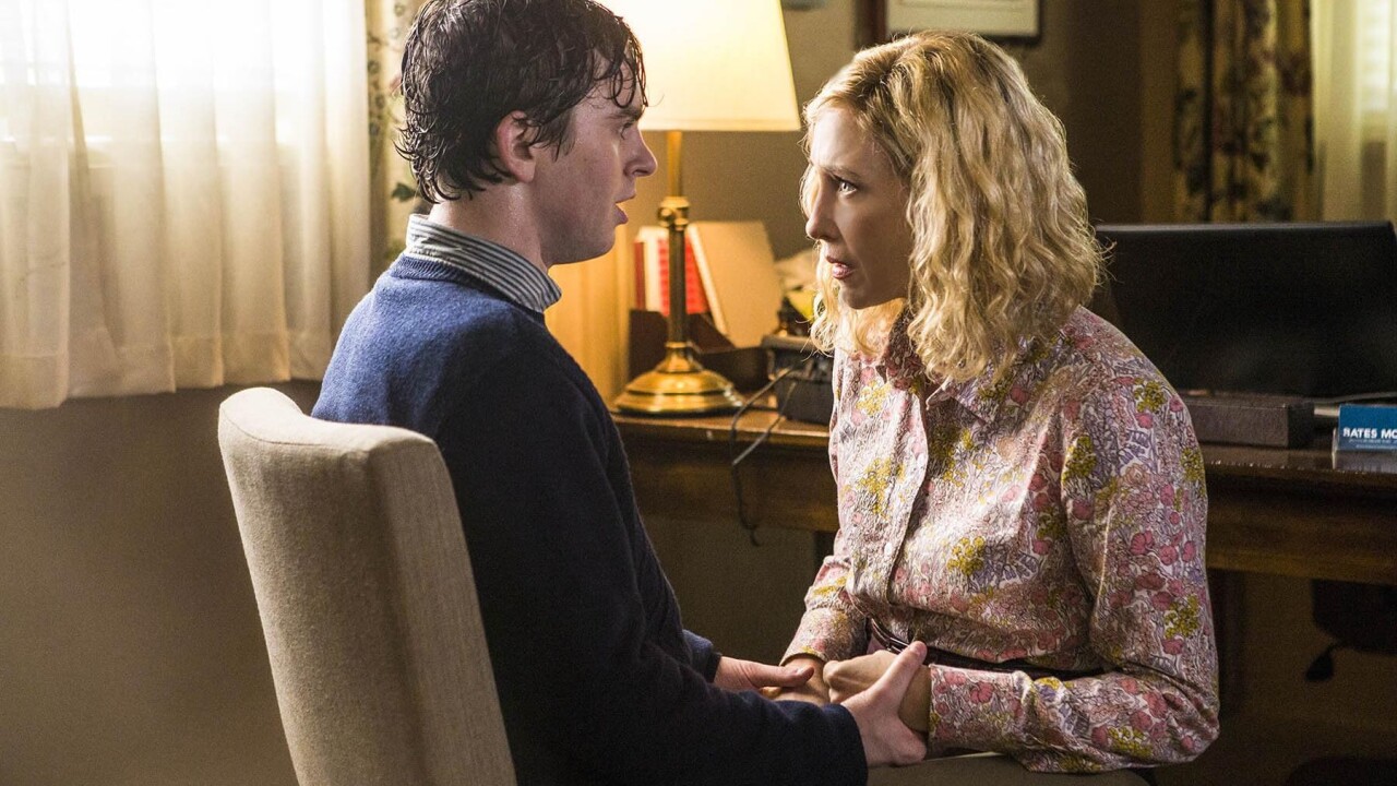 Мотель Бейтсов (Bates Motel, 2013) — «Лучший друг мальчика - его мать»