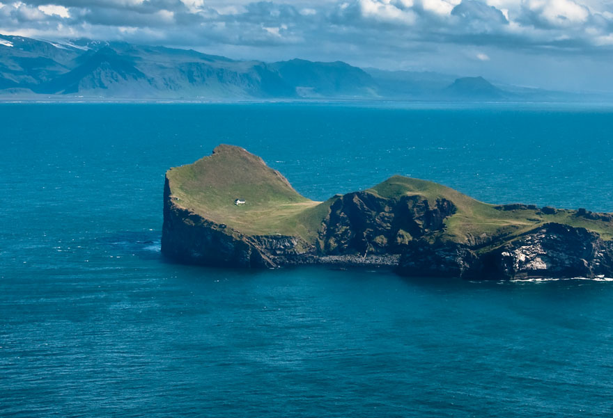 Единственный и таинственный дом на исландском острове Эллидаэй-67