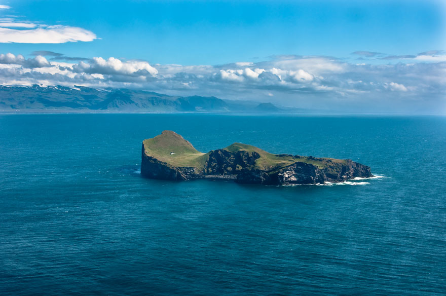 Единственный и таинственный дом на исландском острове Эллидаэй-66