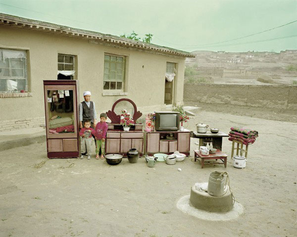 Необычные портреты китайских семей. Фотограф Хонг Цинцзюнь