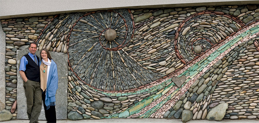 Красивая мозаика из камня в интерьере и экстерьере-36