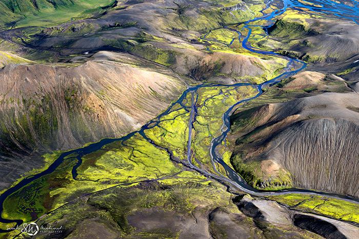 Пейзажи Исландии в аэрофотографиях Сары Мартинет_2