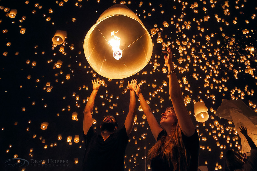 Фестиваль фонариков Йи Пенг в Чианг Май, Таиланд