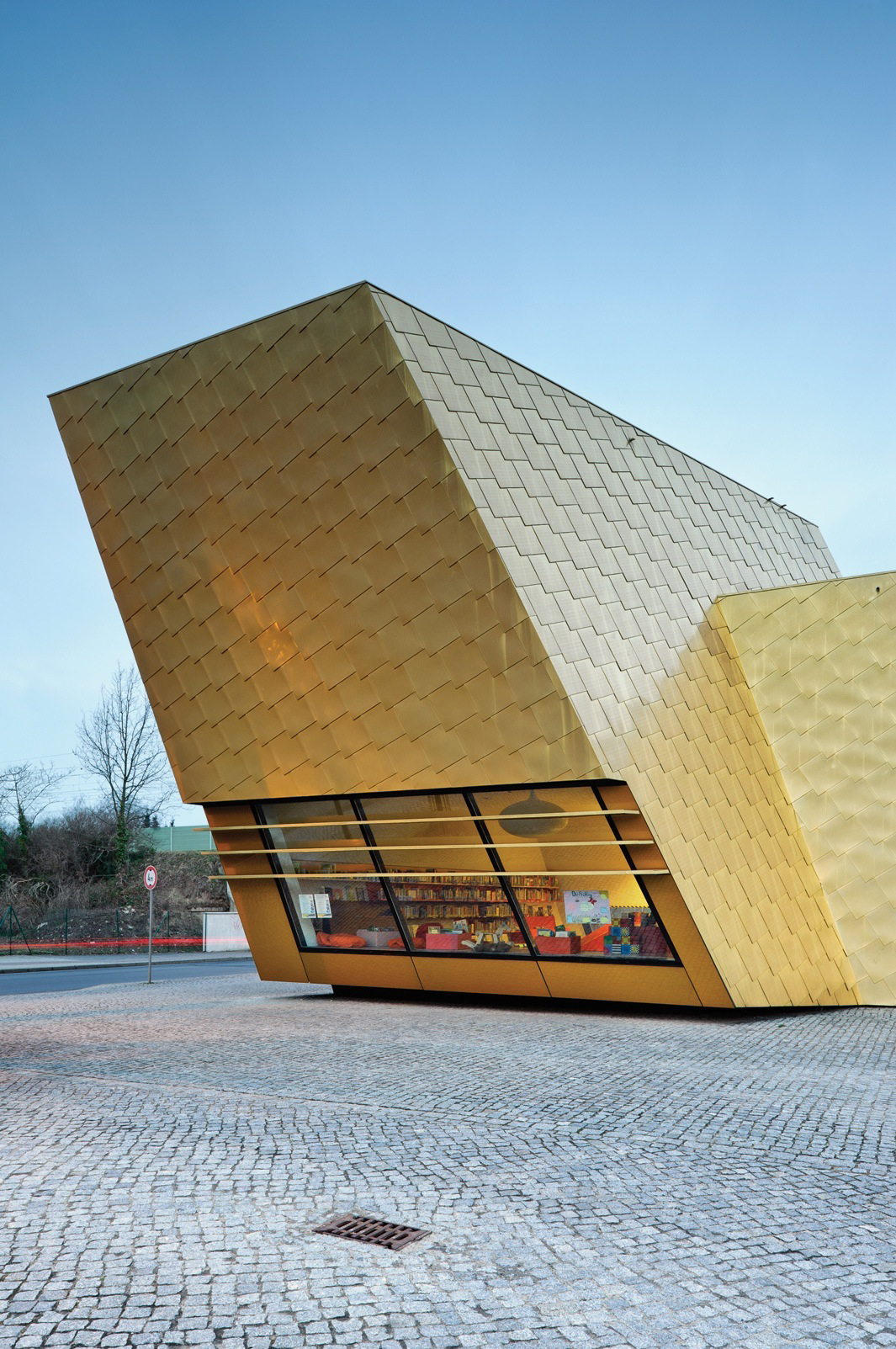 Публичная библиотека города Лукенвальде, Германия