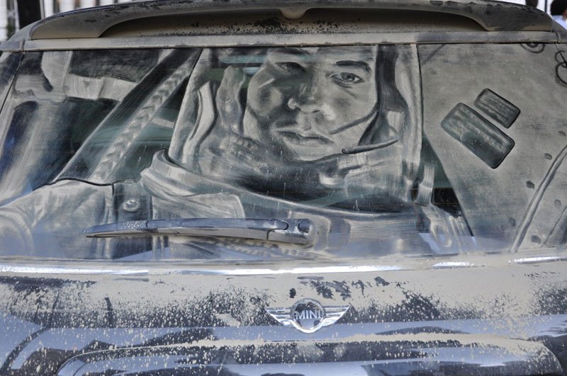 Художник превращает грязные автомобили в произведения искусства (5)