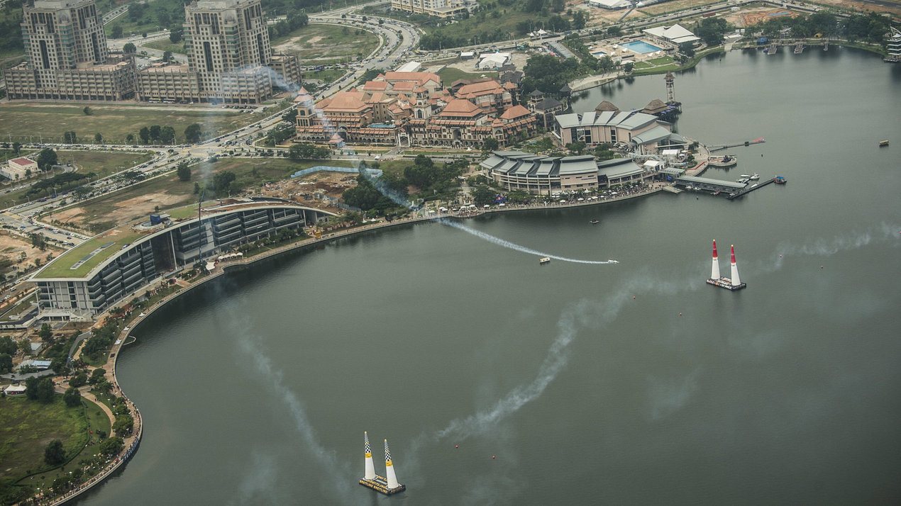 Aviagonki Red Bull Air Race 2014