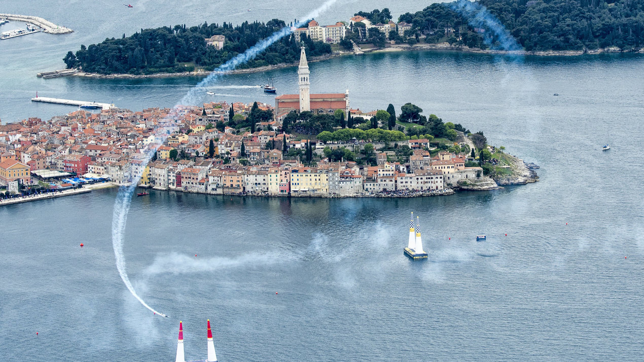 Aviagonki Red Bull Air Race 2014