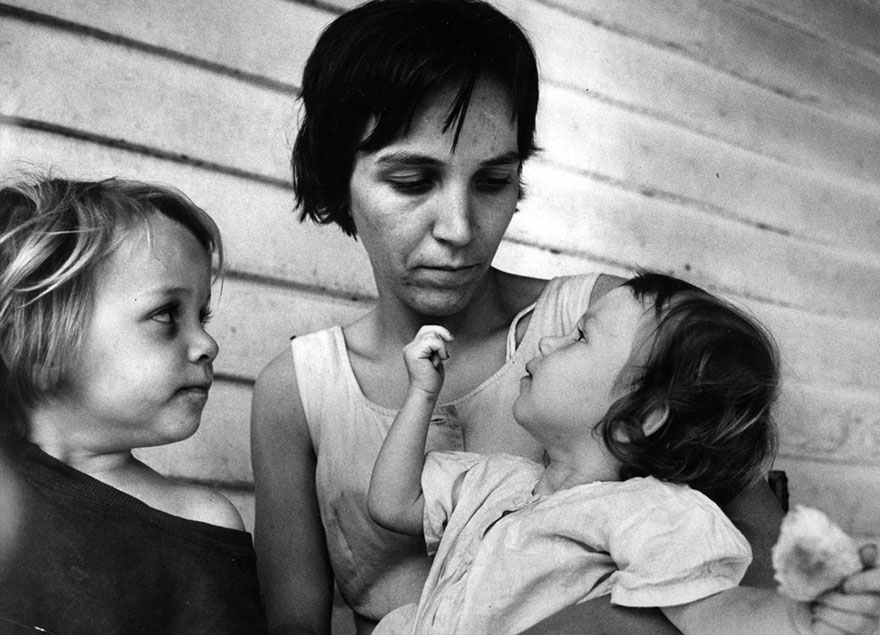«Матери» - фотографии от 83-летнего Кена Хеймана, сделанные 50-лет назад-11