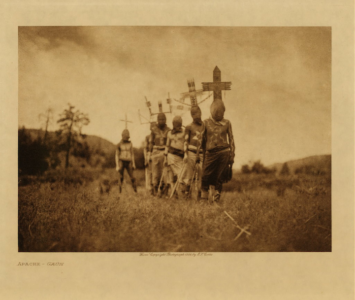 Фотографии североамериканских индейских племён из начала 1900-х