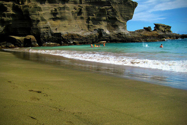 Аренас Вердес - пляж Папаколеа (Papakolea Beach или Mahana Beach), Гавайи