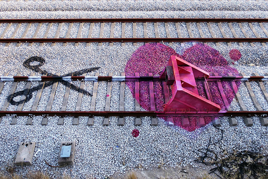 Искусный стрит-арт на железнодорожных путях от Артура Бордало