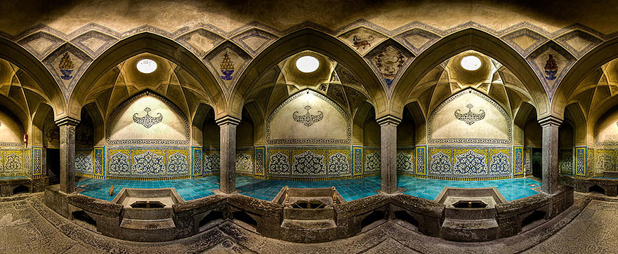 Завораживающие интерьеры мечетей в фотографиях Мохаммада Ганжи-6